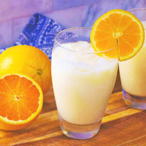 Morir soñando (milk and orange juice drink)