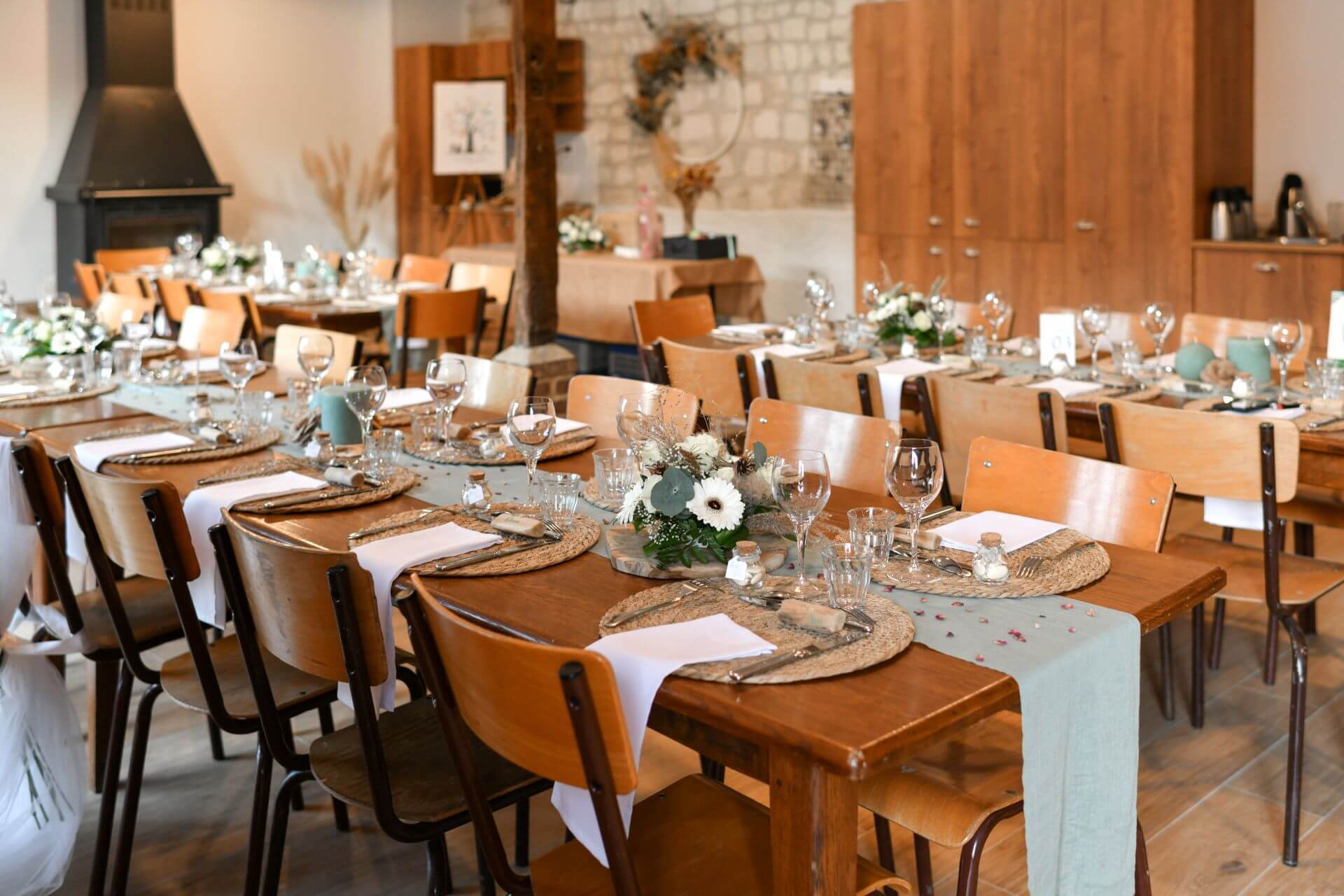 wedding-table-and-chairs-decoration-2024-12-05-17-10-19-utc.jpg